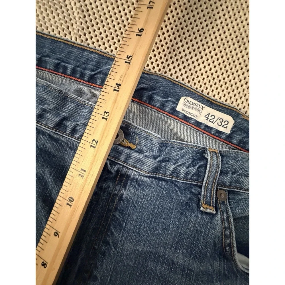Cremieux Jeans Men Sz 42 Bootcut 30